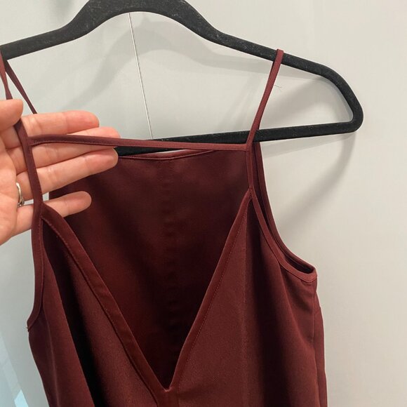 ✴️🏷️2/$12- Banana Republic Burgundy Tank Size 6 - Picture 3 of 4